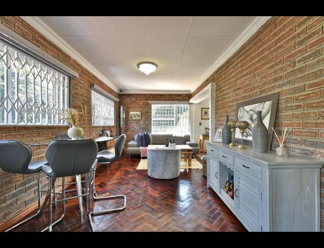 3 BEDROOM CLUSTER FOR SALE IN MULBARTON